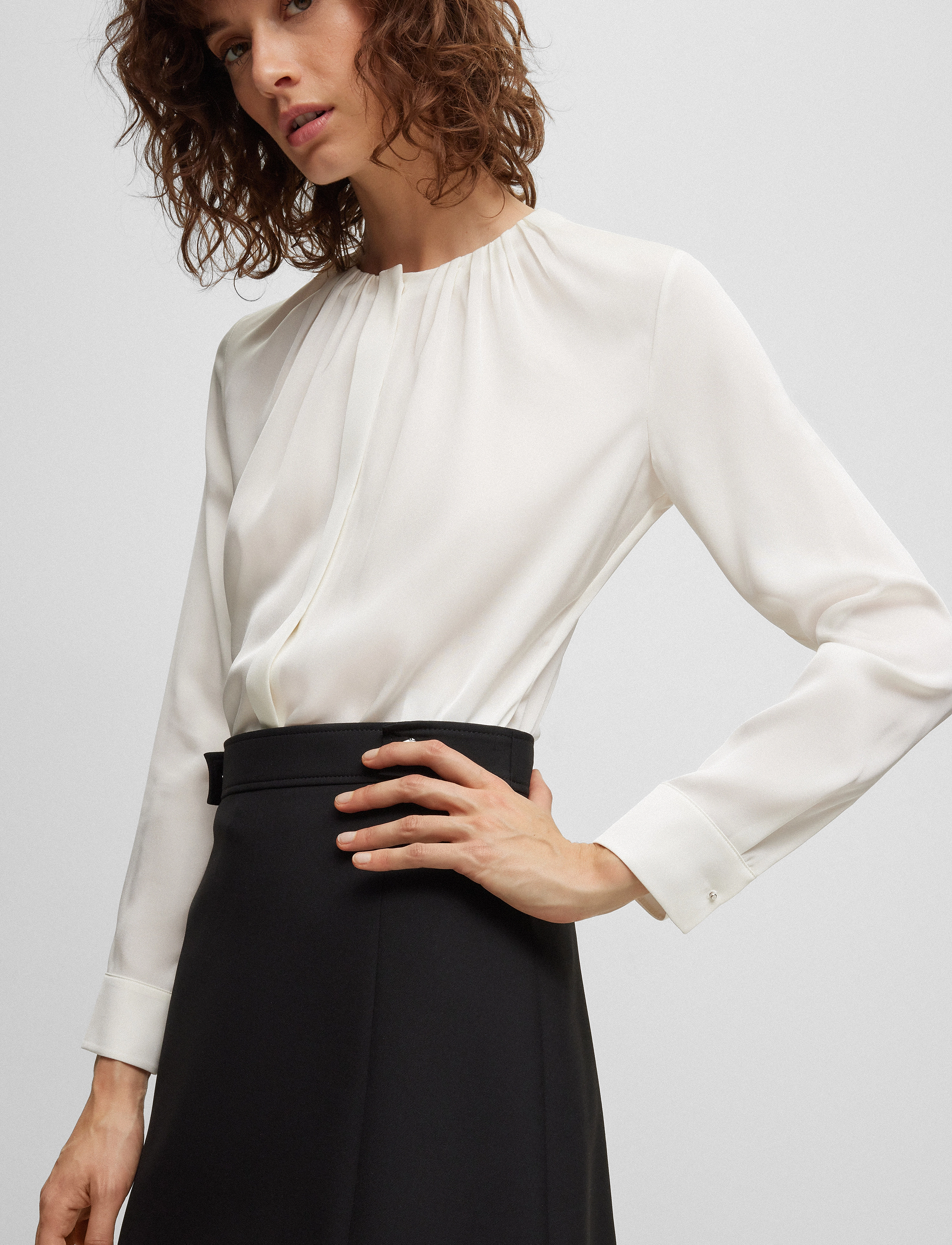 BOSS - Banorah - open white - 3
