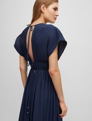 BOSS - Drizzie - midi dresses - dark blue - 3
