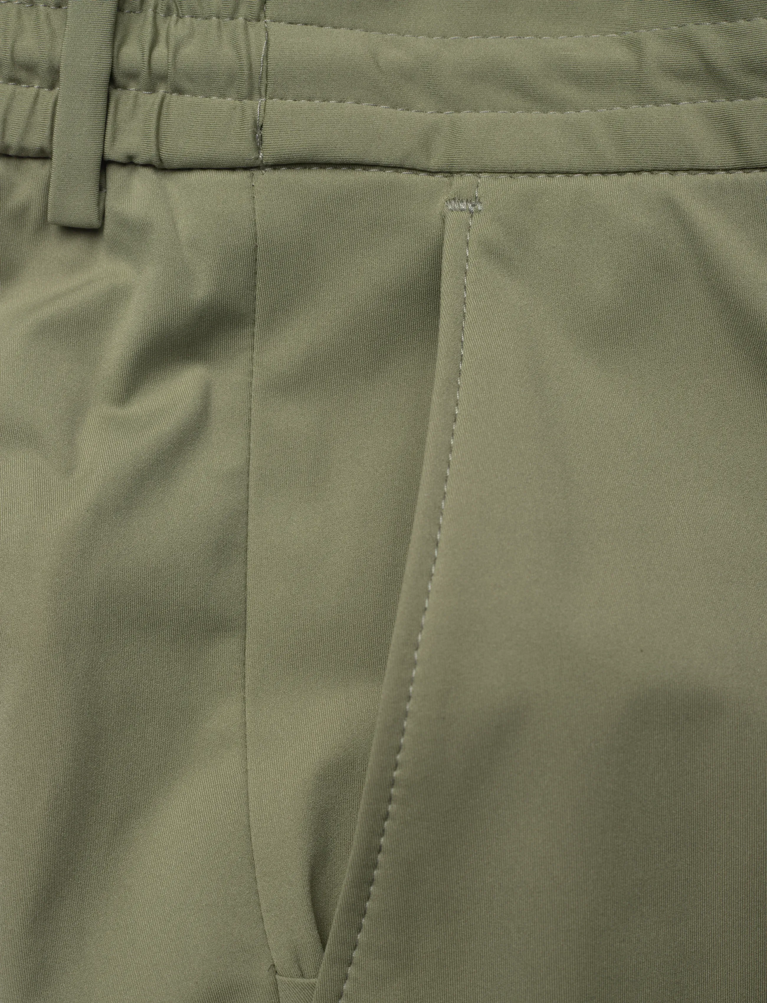 BOSS - P-GeniusJ-RDS-WG-233 - pantalons décontractés - medium green - 2