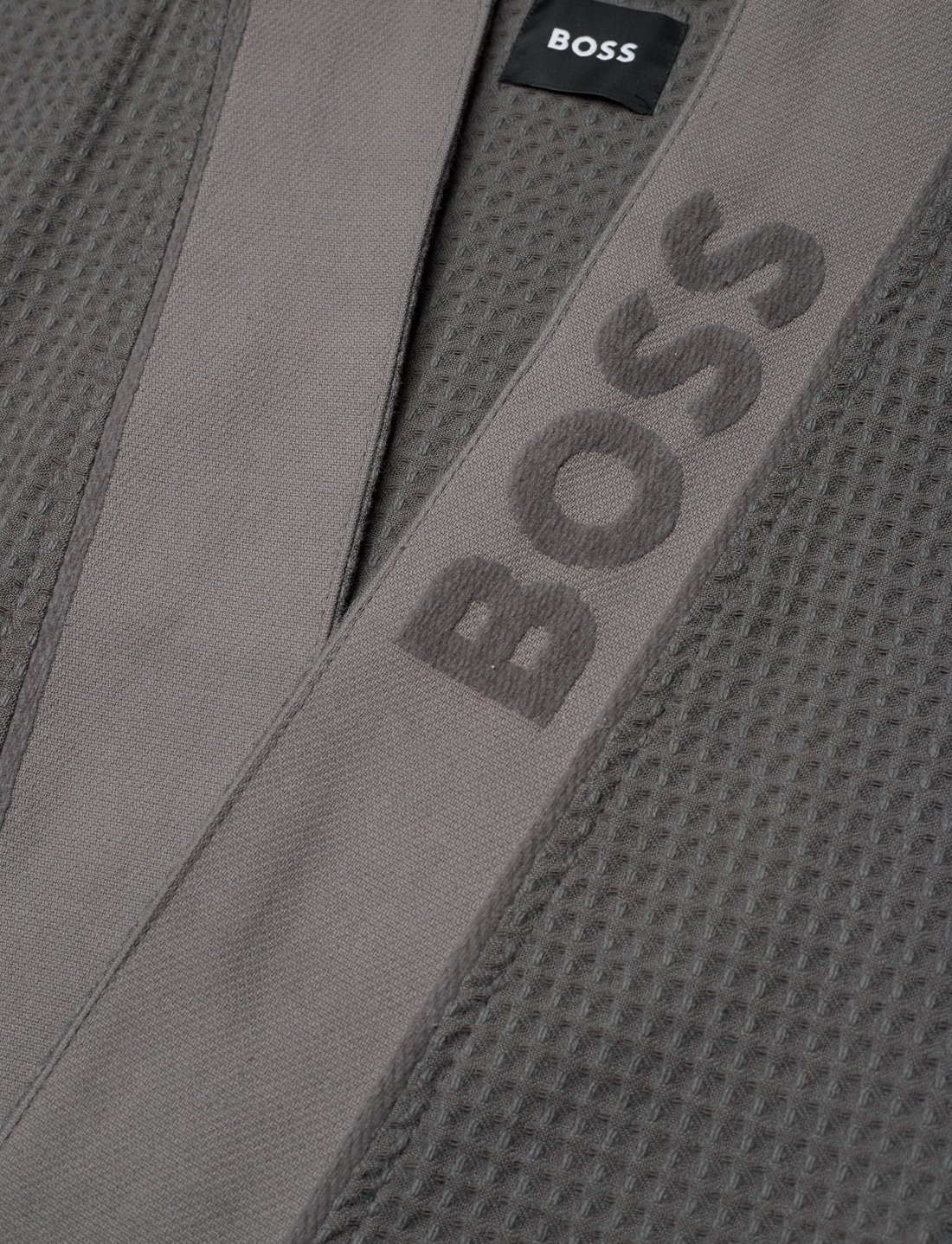 Hugo boss waffle dressing 2025 gown