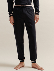 BOSS - Iconic Pants - sweatpants & joggingbukser - black - 4