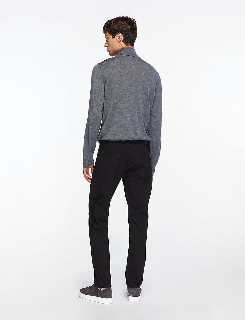 BOSS - H-Re.Maine - regular jeans - black - 4