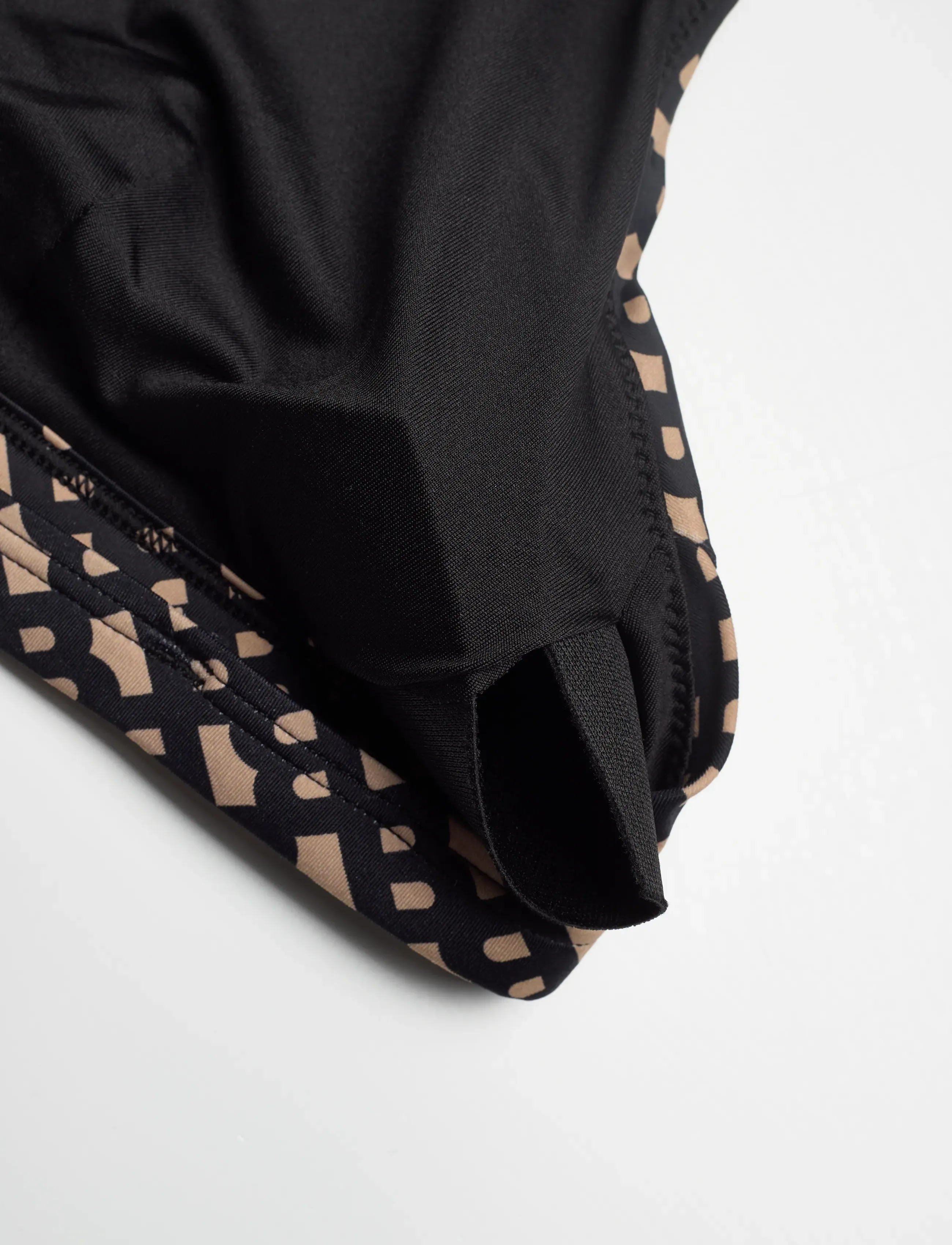 BOSS - BB MONOGRAM TRIANGLE - dreieck-bikini-oberteile - open miscellaneous - 2