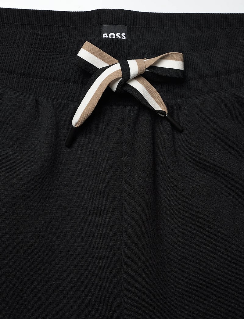 BOSS - CP Stripe_Shorts - natshorts - black - 3