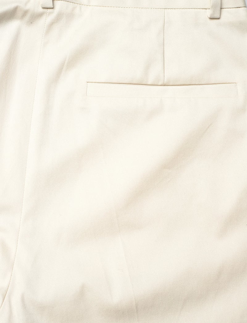 BOSS - Tapria-Crop2 - capri bukser - open white - 4