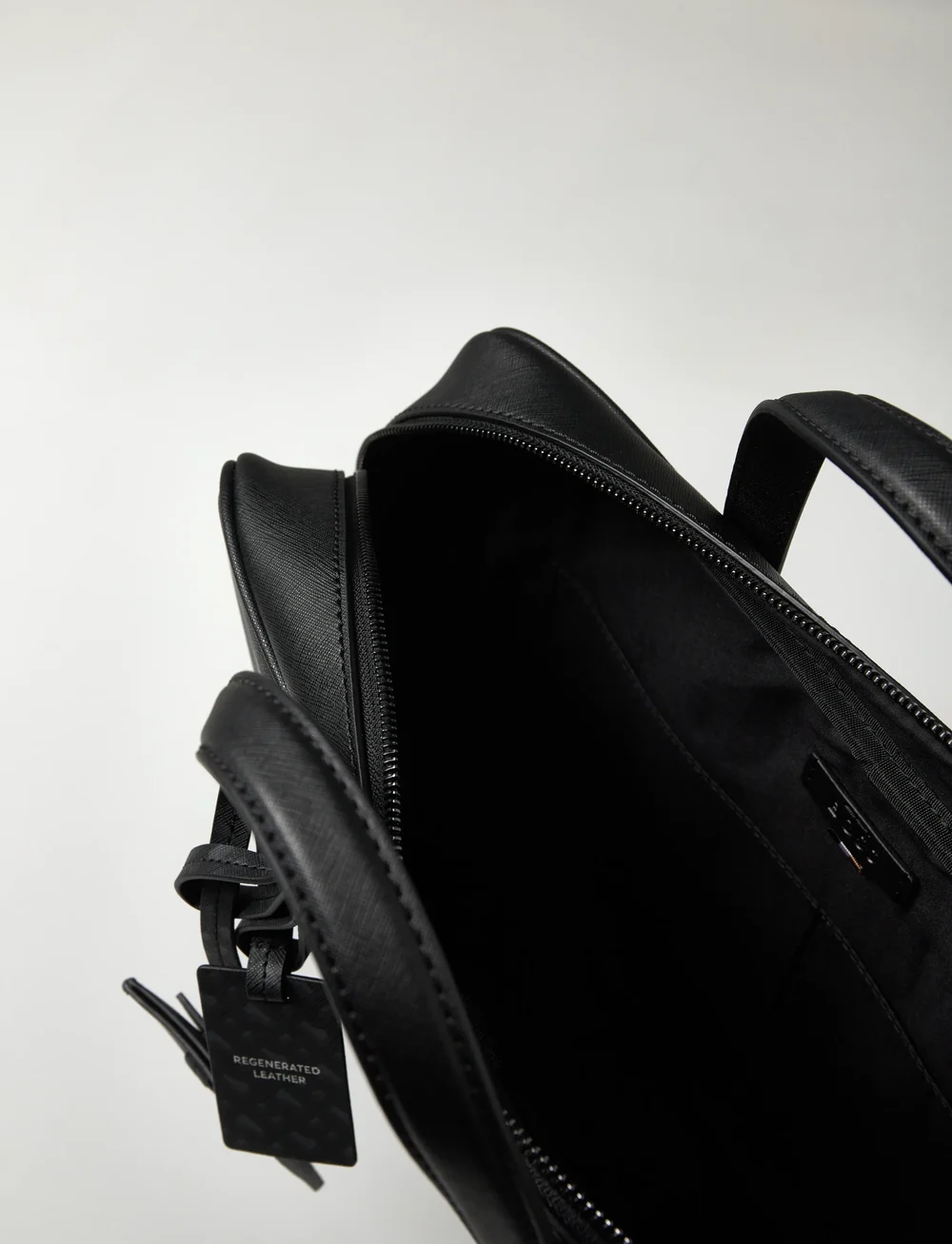 BOSS - Zair_MN_S doc case - osta olukorra järgi - black - 4