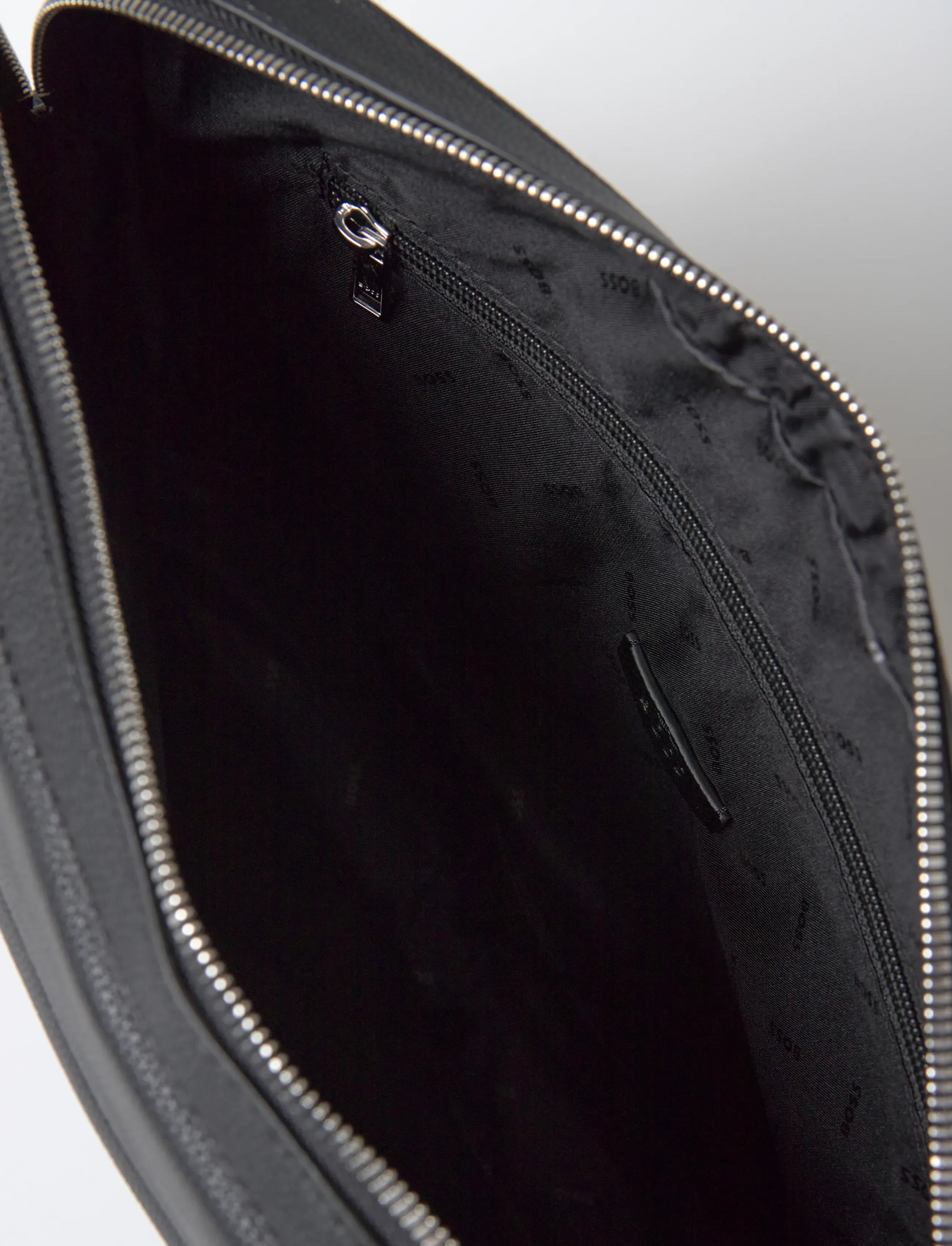 BOSS - Ray_Flap Messenger - black - 5