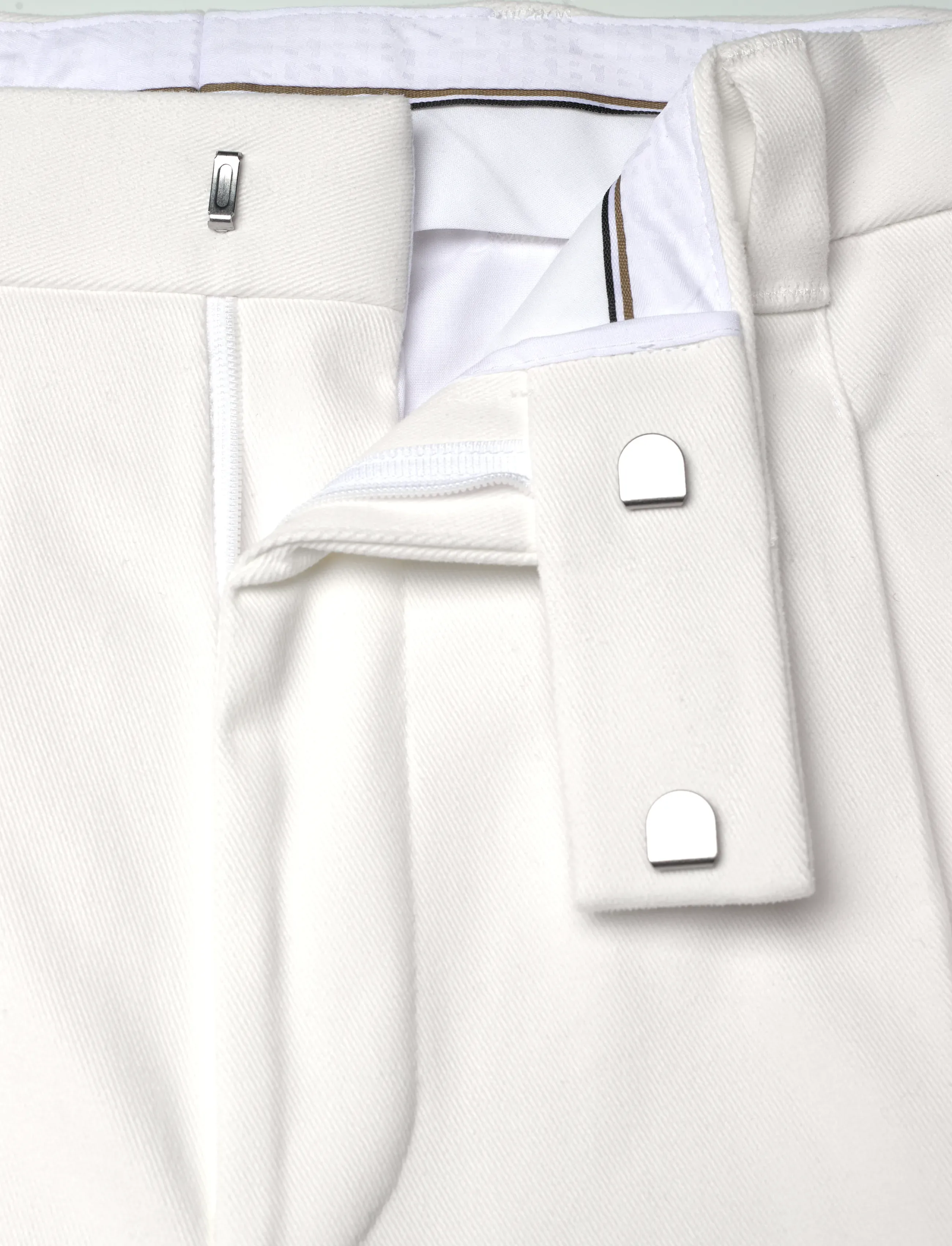 BOSS - C-Pat-DPL-BB-254 - white - 3