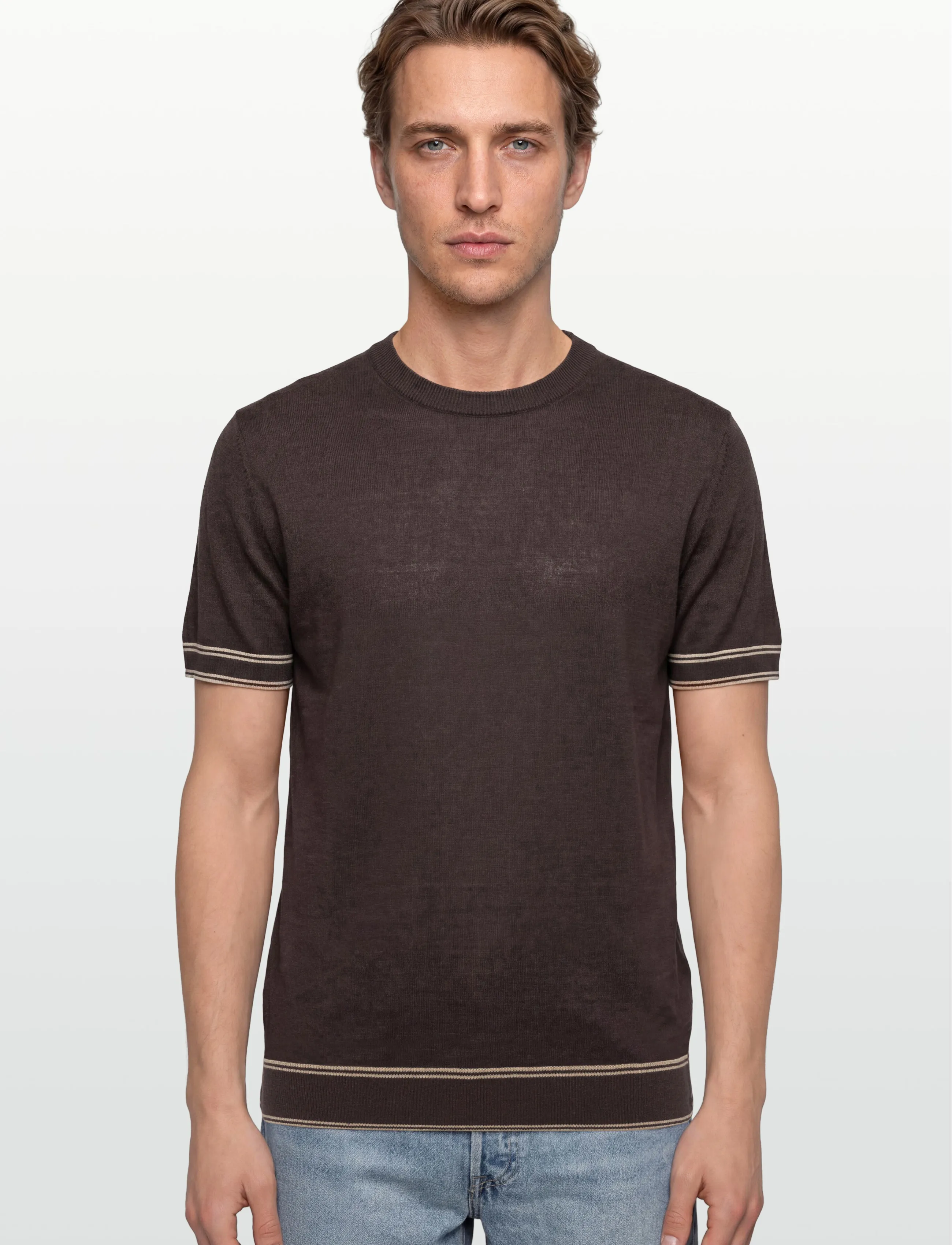 BOSS - H-Norberto - rundhalsad - dark brown - 3