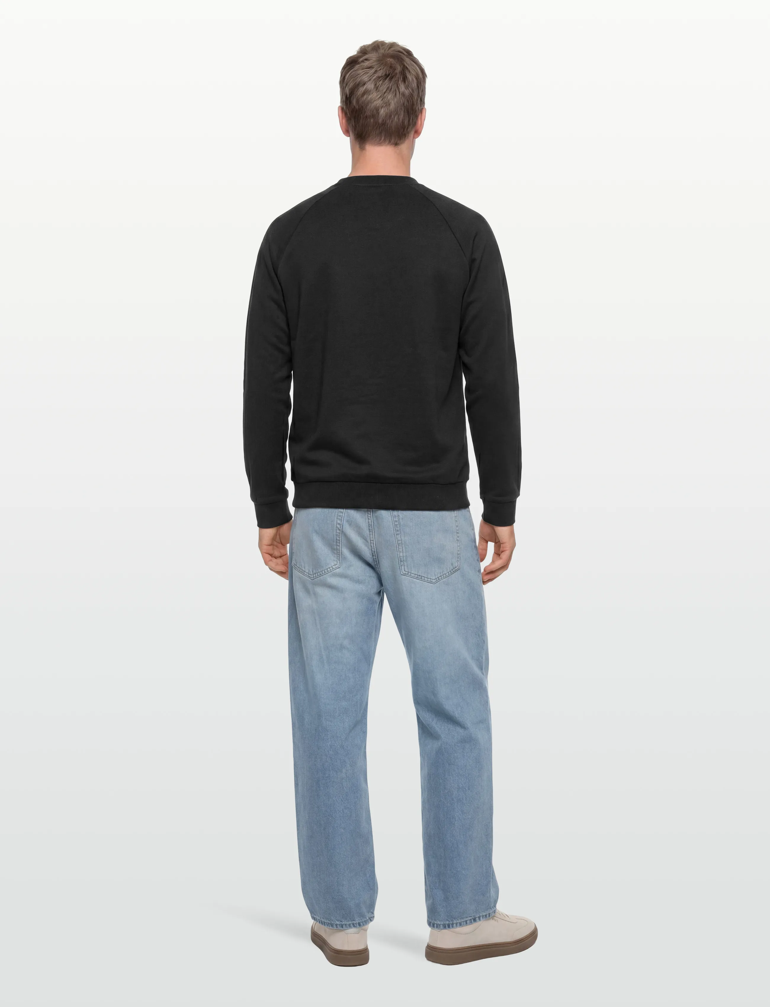 BOSS - Iconic Sweatshirt - collegepaidat - black - 4