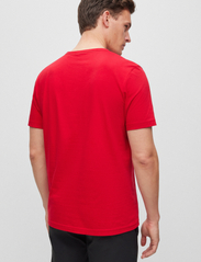 BOSS - Tee Curved - kortermede t-skjorter - medium red - 4