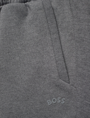 BOSS - Headlo Curved - lühikesed spordipüksid - medium grey - 2