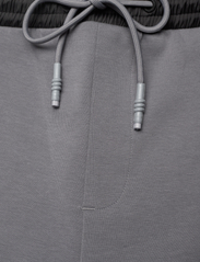 BOSS - Hadikon - sweatpants - medium grey - 8