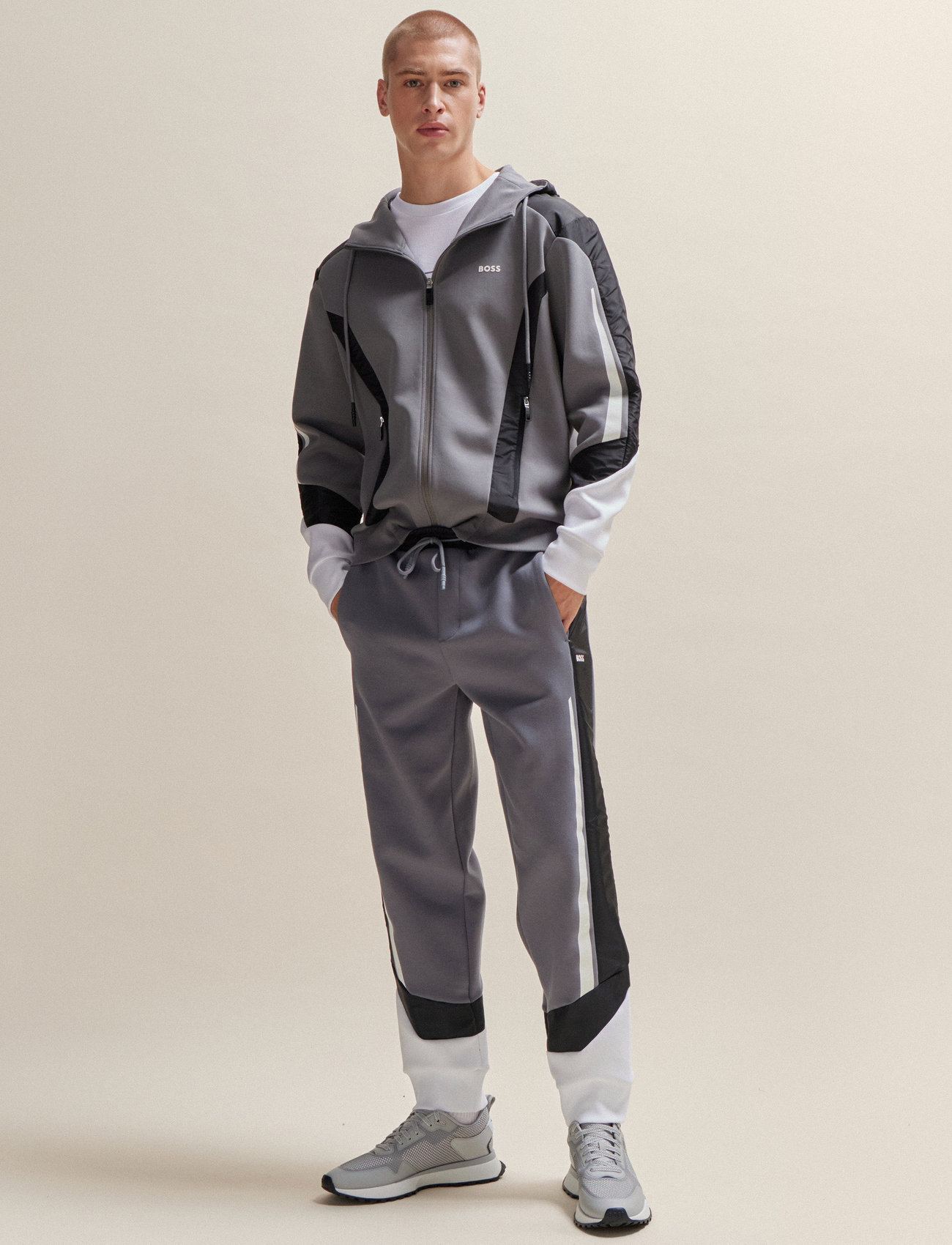 BOSS - Saggon - hoodies - medium grey - 1