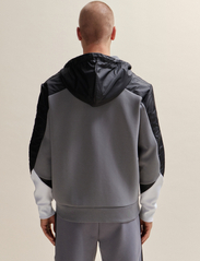 BOSS - Saggon - hoodies - medium grey - 5