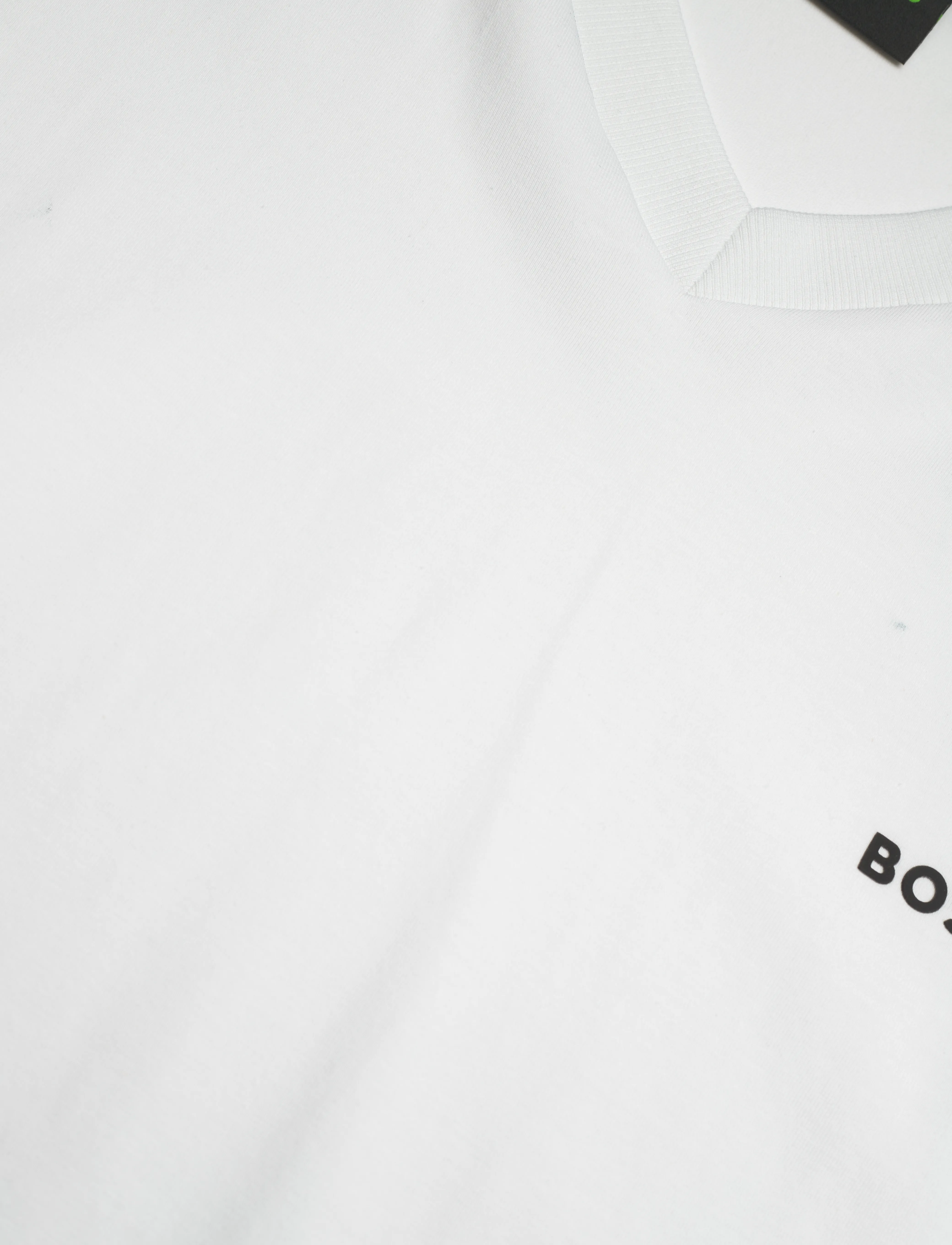 BOSS - Tee V - kurzärmelige - white - 2