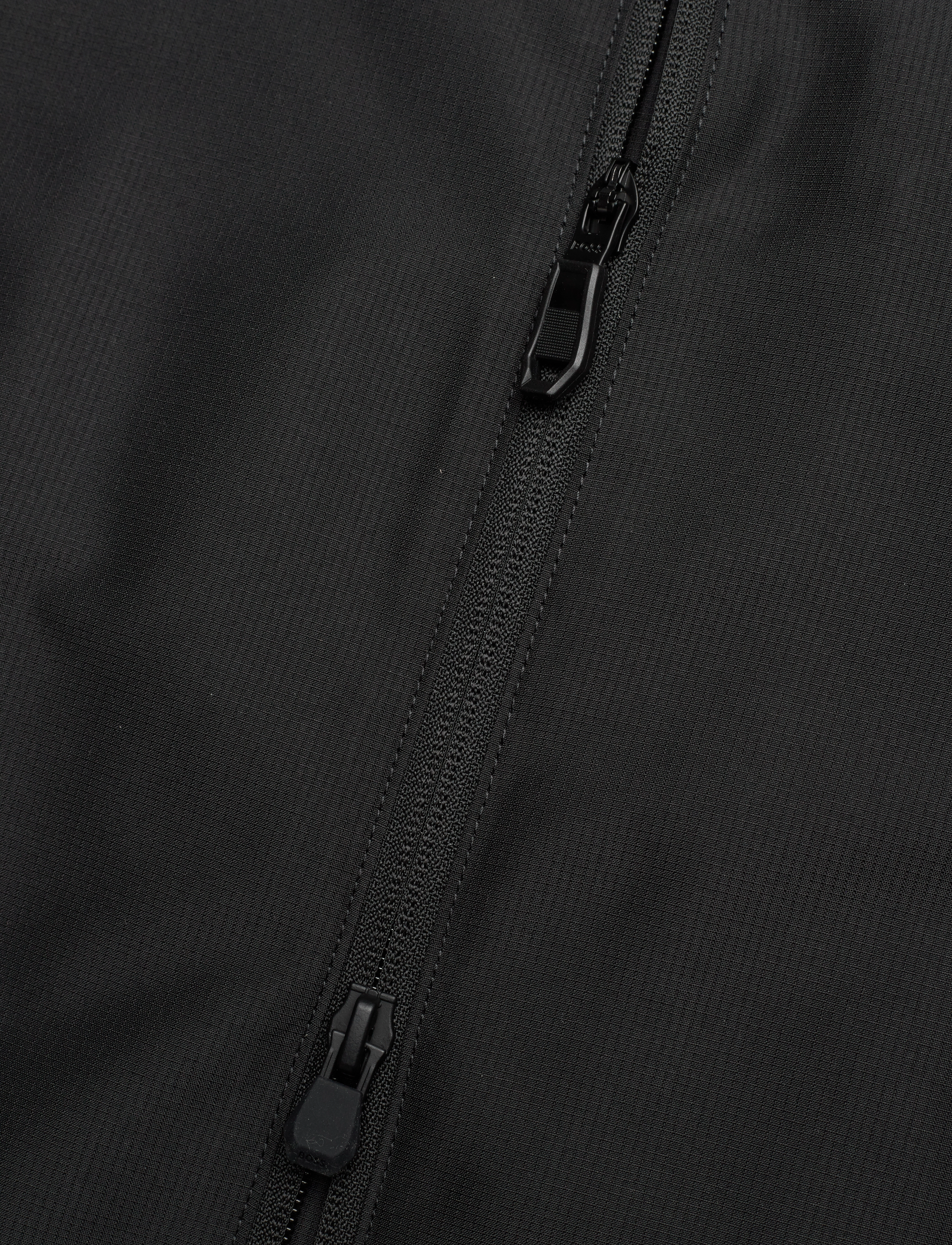 BOSS - J_Larzac - black - 5