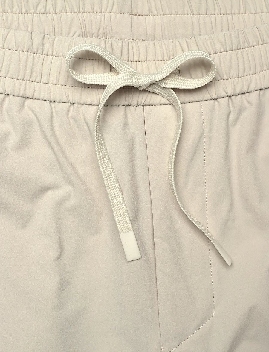 BOSS - S_Urbanex-Cargo - vabaaja lühikesed püksid - light beige - 3