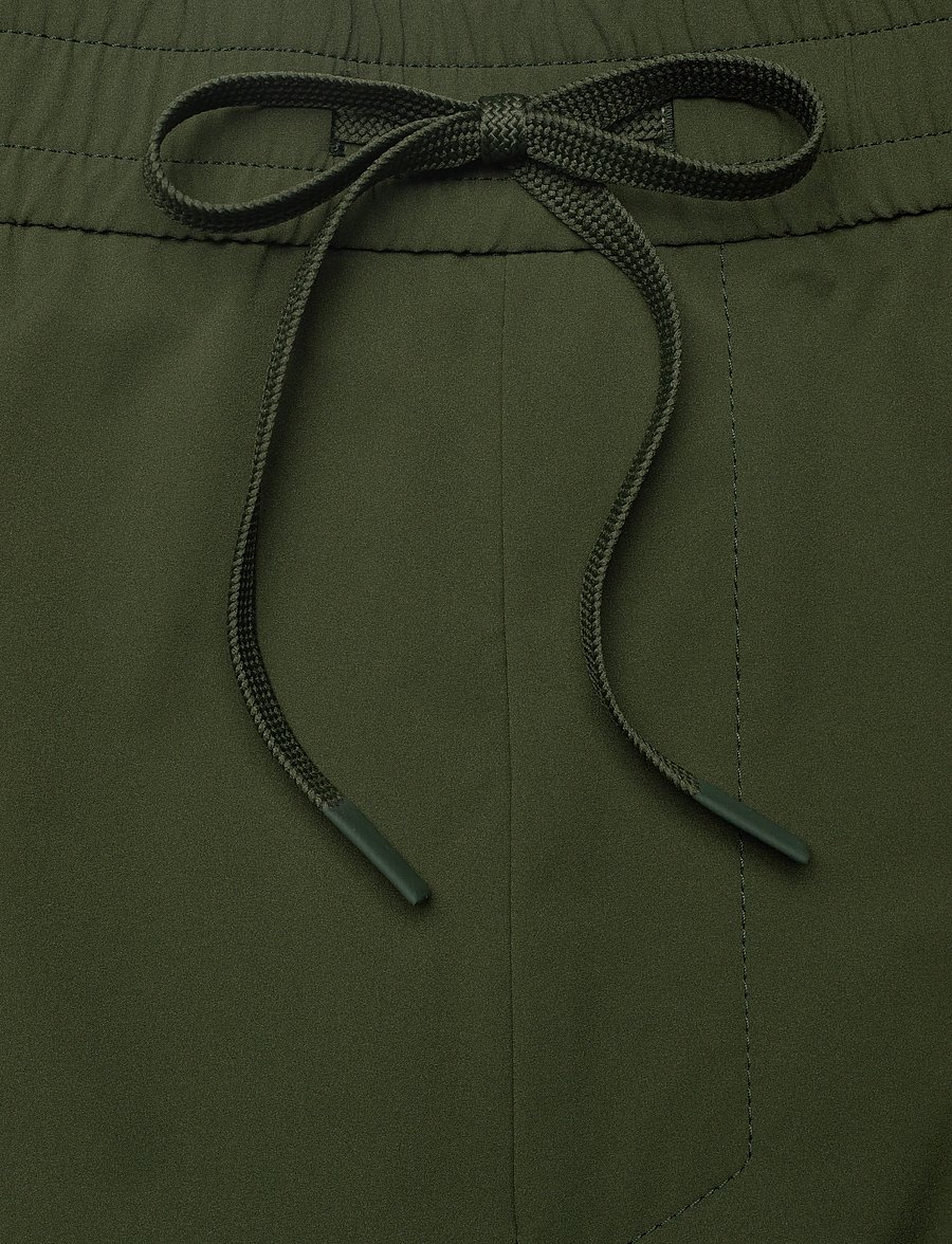 BOSS - S_Urbanex-Cargo - freizeit shorts - open green - 3