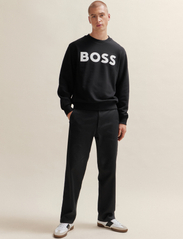 BOSS - WeBasicCrew - sportiska stila džemperi - black - 2