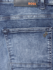 BOSS - Delaware BC-P - slim fit jeans - medium blue - 4