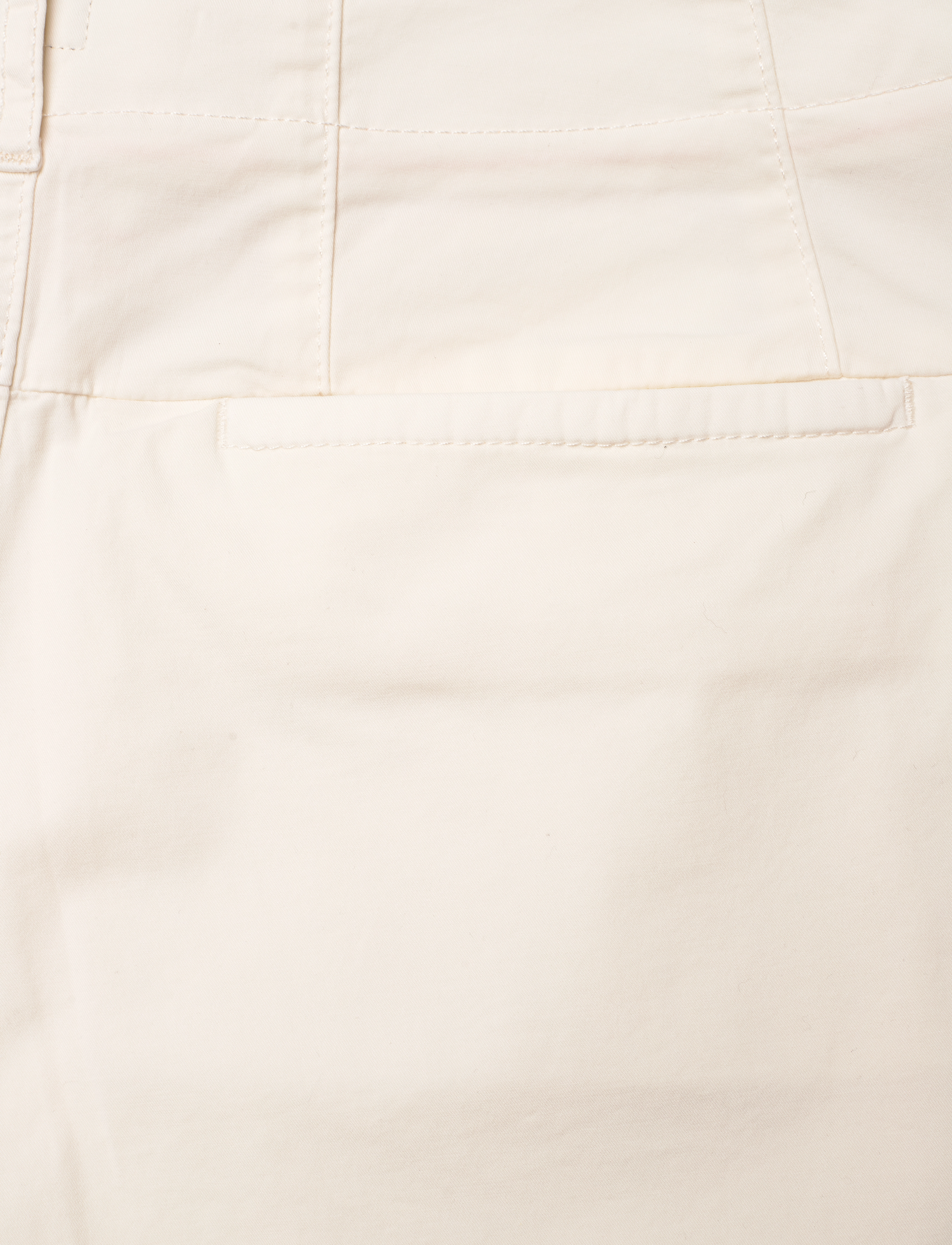 BOSS - C_Tahiana-D - open white - 4