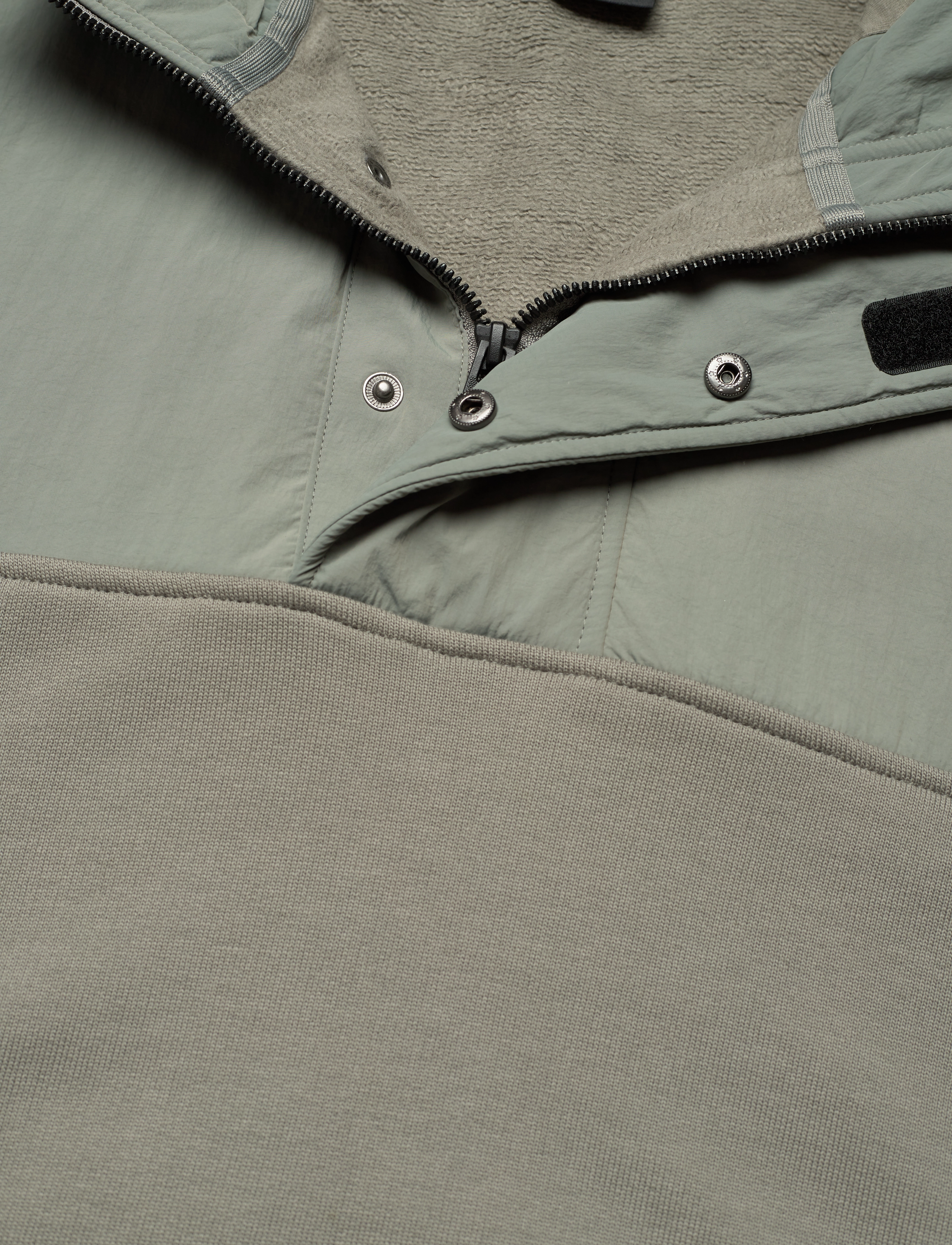 BOSS - Zetwillnylon2 - open grey - 2