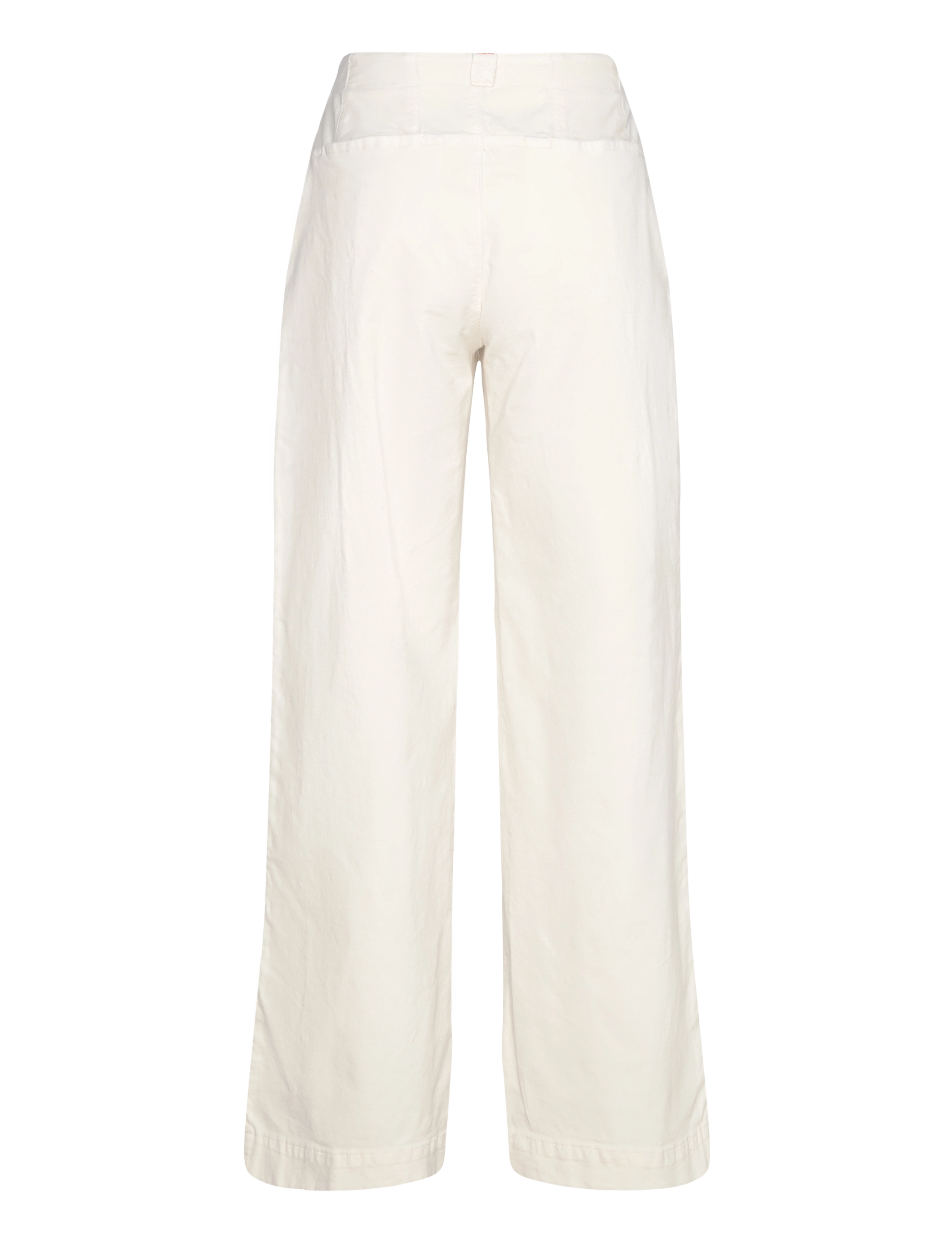 BOSS - C_Tahilone-D - open white - 1
