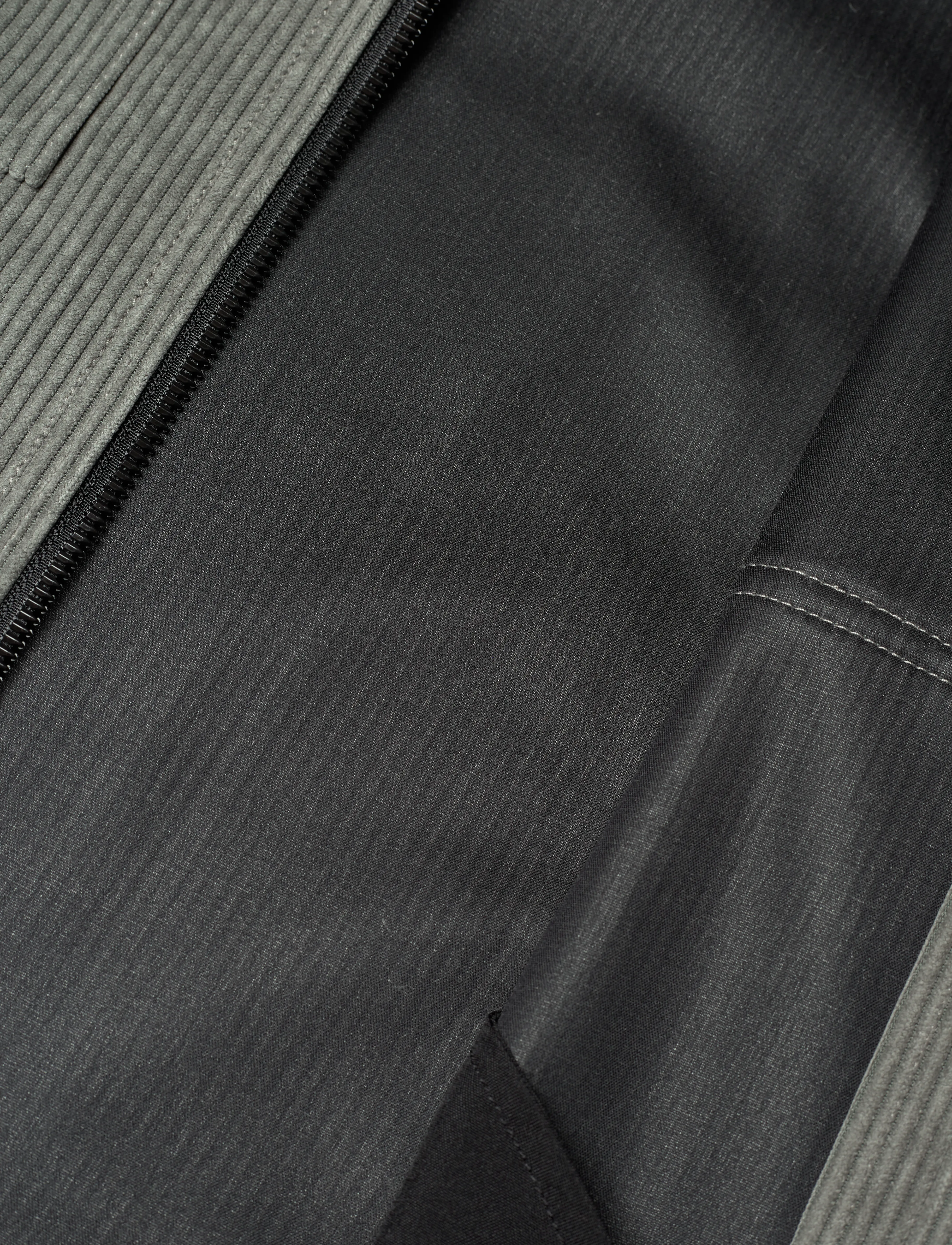 BOSS - Lozzy_M - open grey - 4