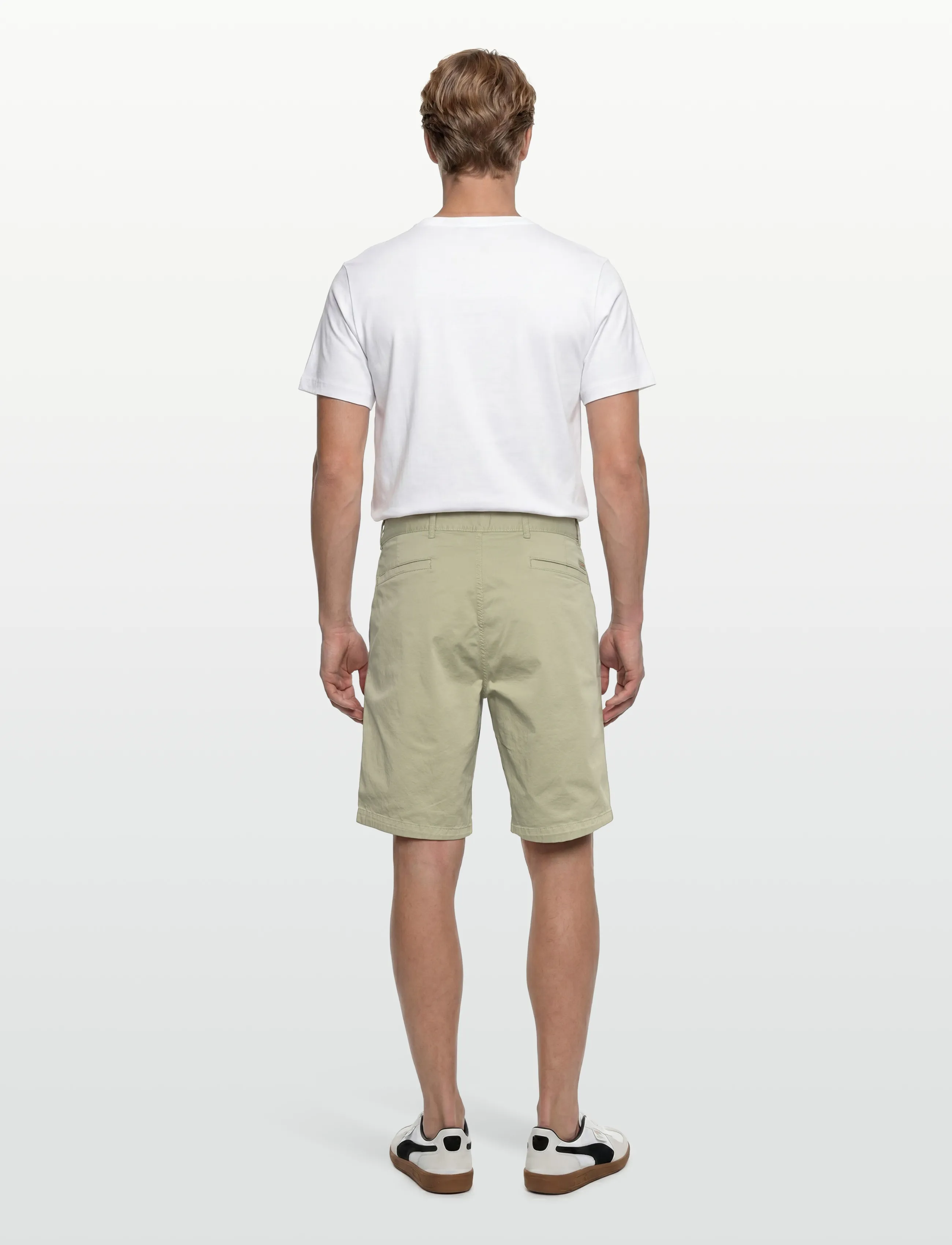 BOSS - Chino-slim-Shorts - casual shorts - open green - 4
