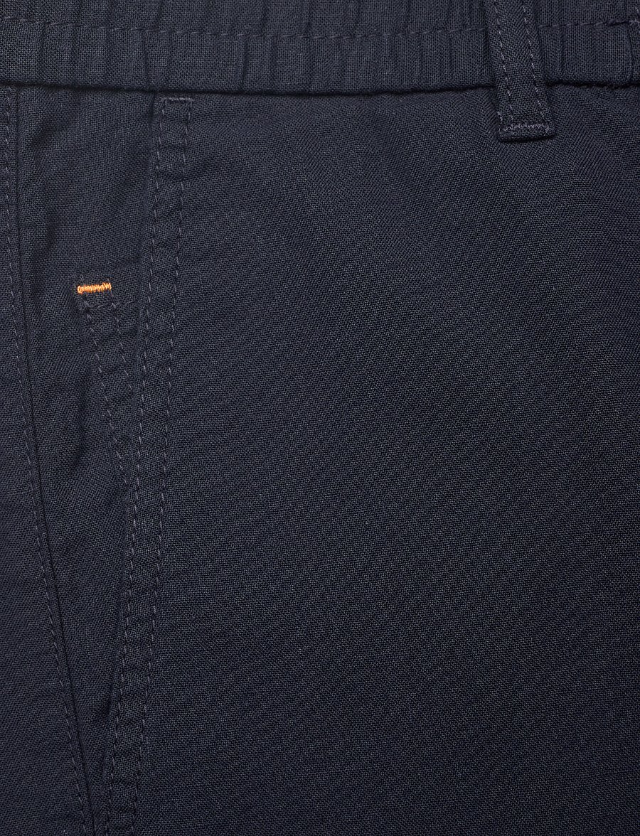 BOSS - Chino-Tapered-DS-2-S - leinen-shorts - dark blue - 2
