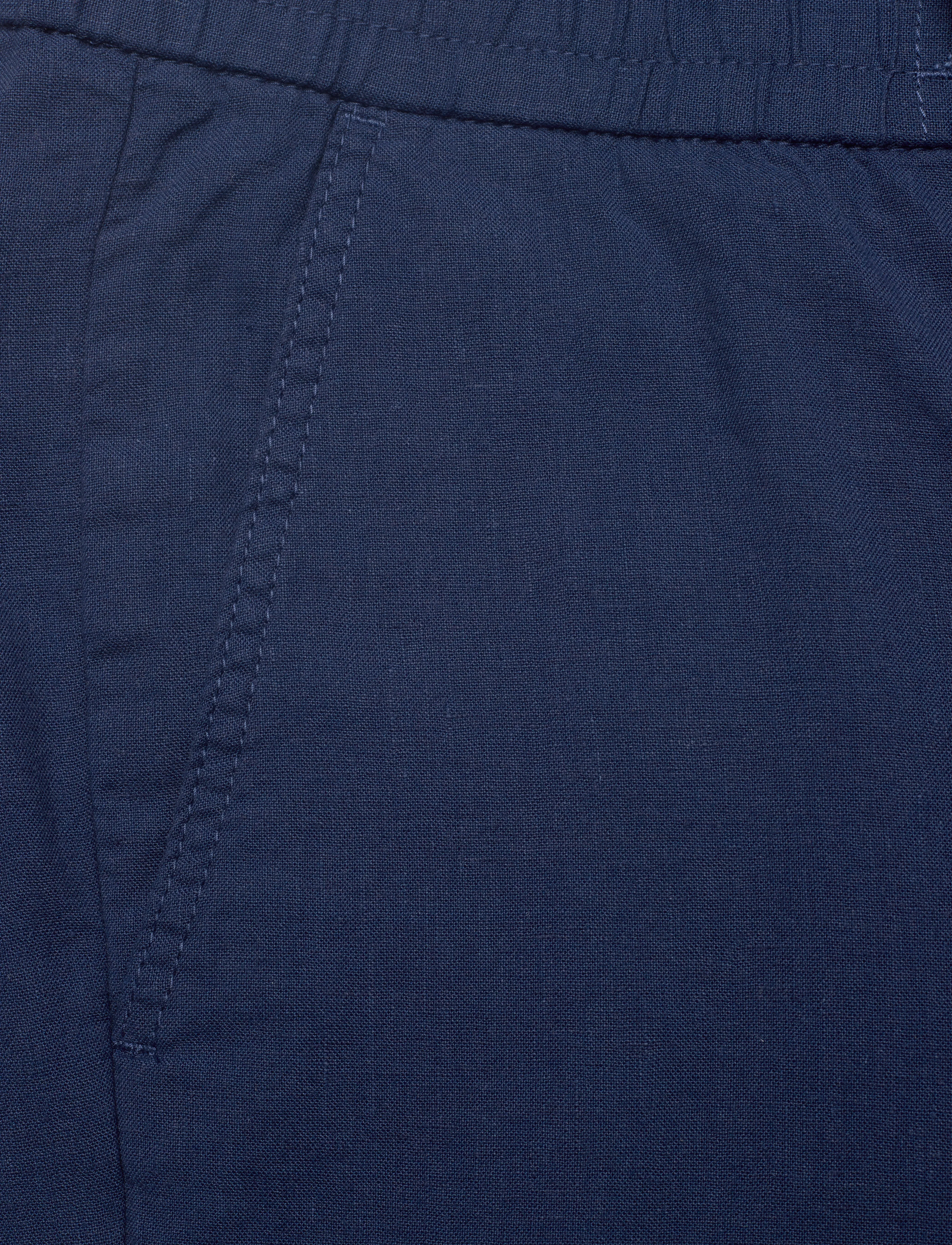 BOSS - Sanderson-L - open blue - 2