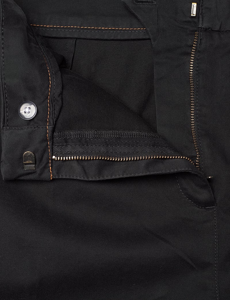 BOSS - C_Taschi-D - chino-shorts - black - 3