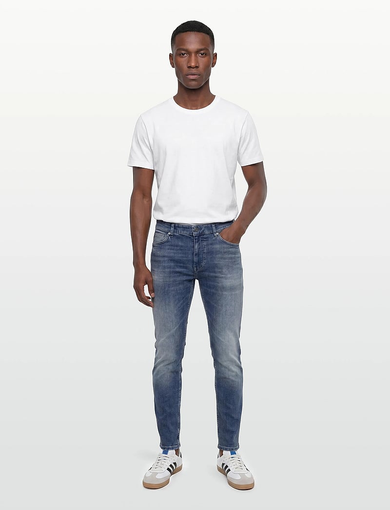 BOSS - DELAWARE BO - slim fit jeans - bright blue - 0
