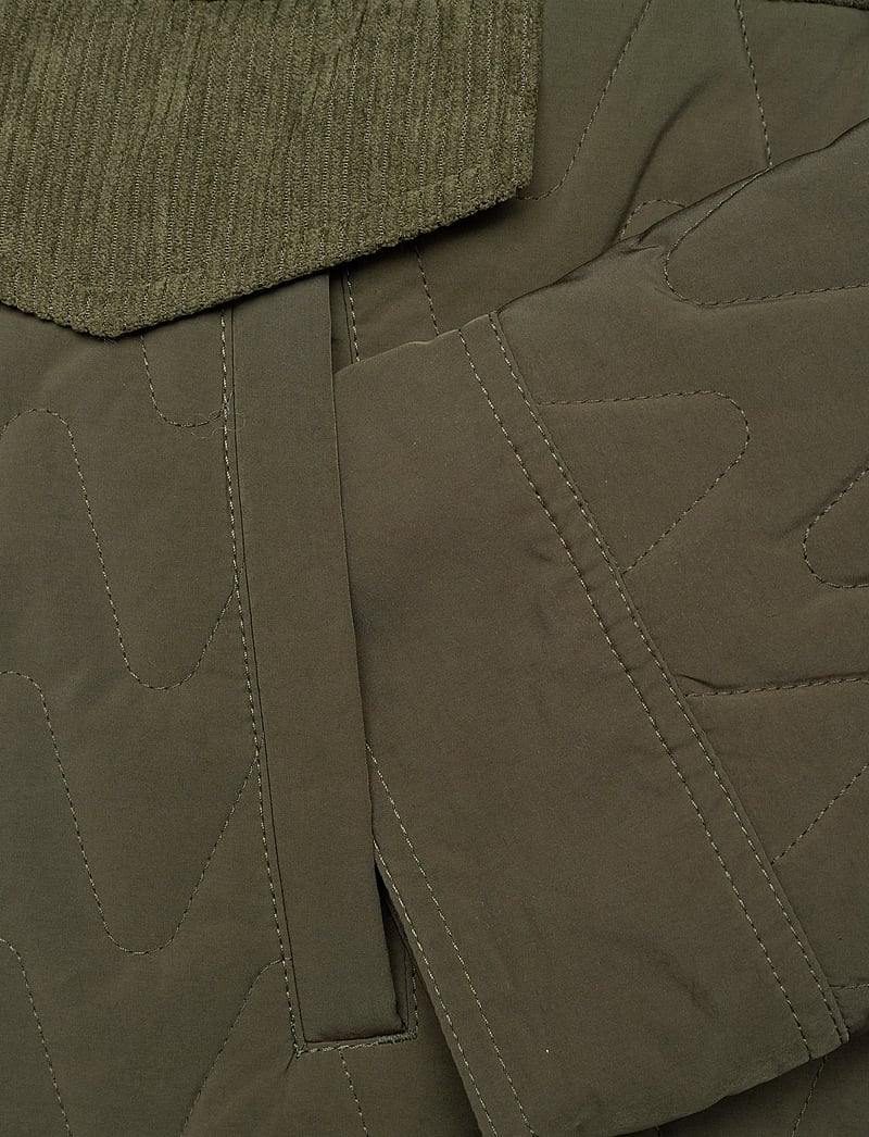 BOSS - C_Pabori - kevadjoped - dark green - 3