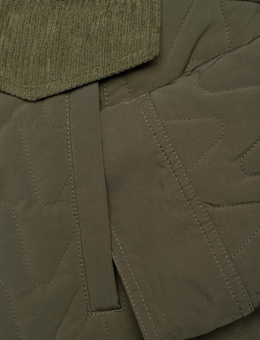 BOSS - C_Pabori - kevadjoped - dark green - 3