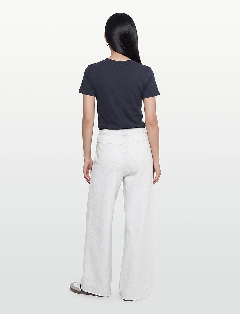BOSS - C_Elenyx - hverdags stil - open grey - 4