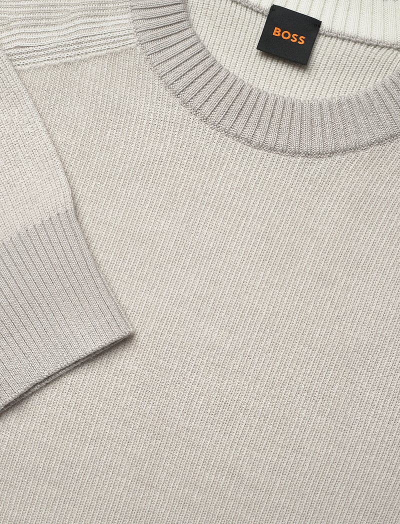 BOSS - Akajer - rundhals - open grey - 4