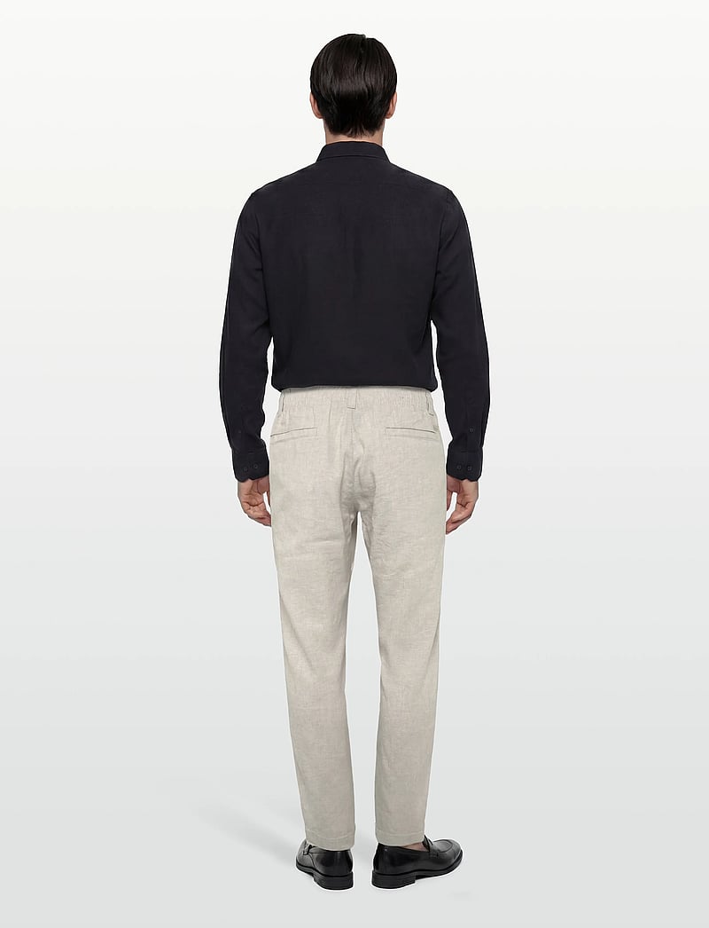 BOSS - Sanderson-L-3 - leinenhosen - open grey - 4