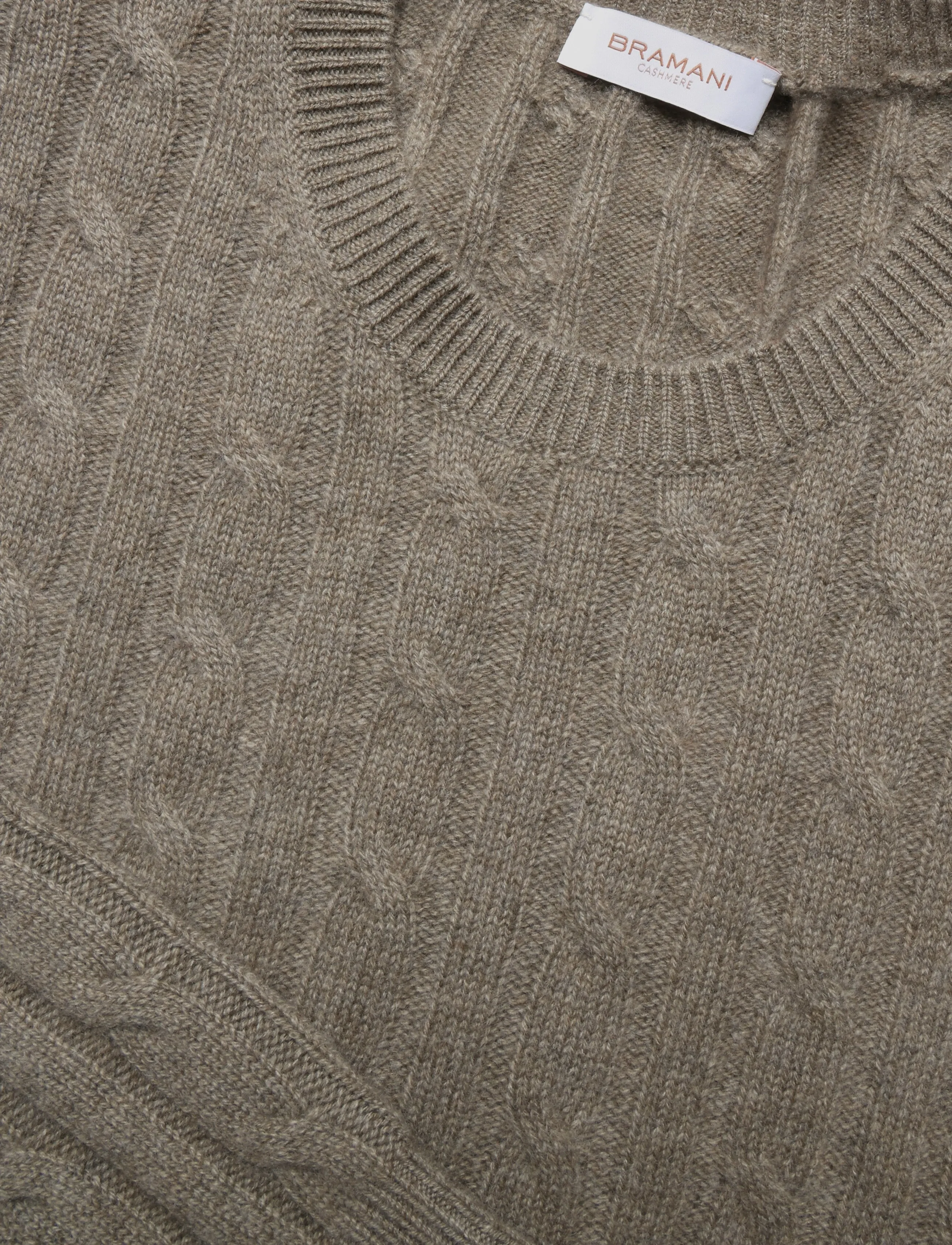 Bramani Cashmere - ROUND NECK CABLE - rundhalsad - timo - 2
