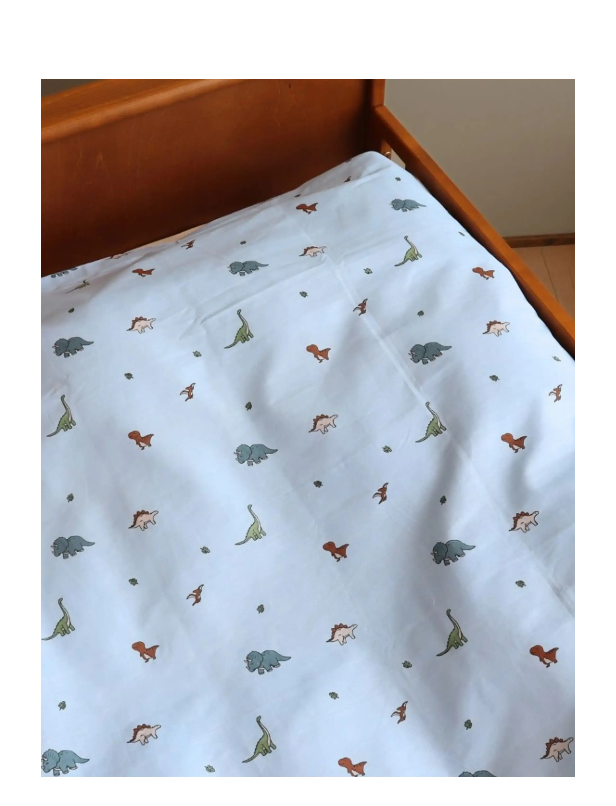 BrandMac - Bed linen "by mats" Mini dino 70x100, 40x45 cm - bedsets - multi coloured - 2
