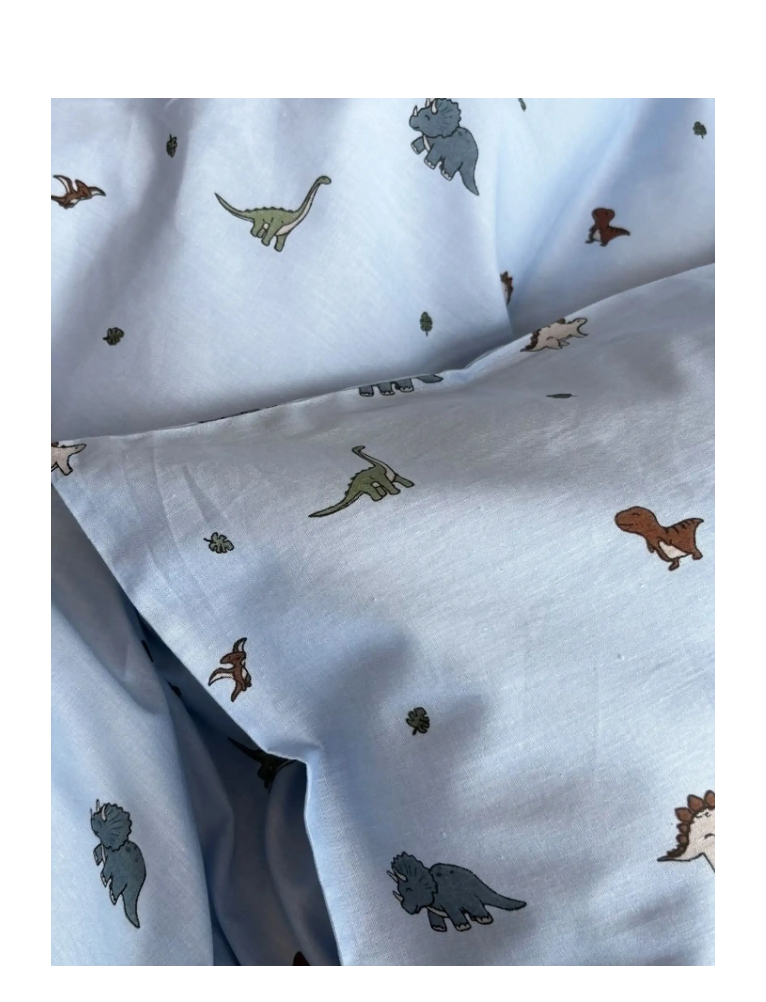 BrandMac - Bed linen "by mats" Mini dino 100x140, 40x45 cm - rúmfatasett - multi coloured - 1