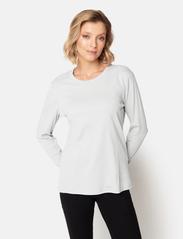 Brandtex - B. COASTLINE T-shirt l/s - long-sleeved tops - offwhite - 1