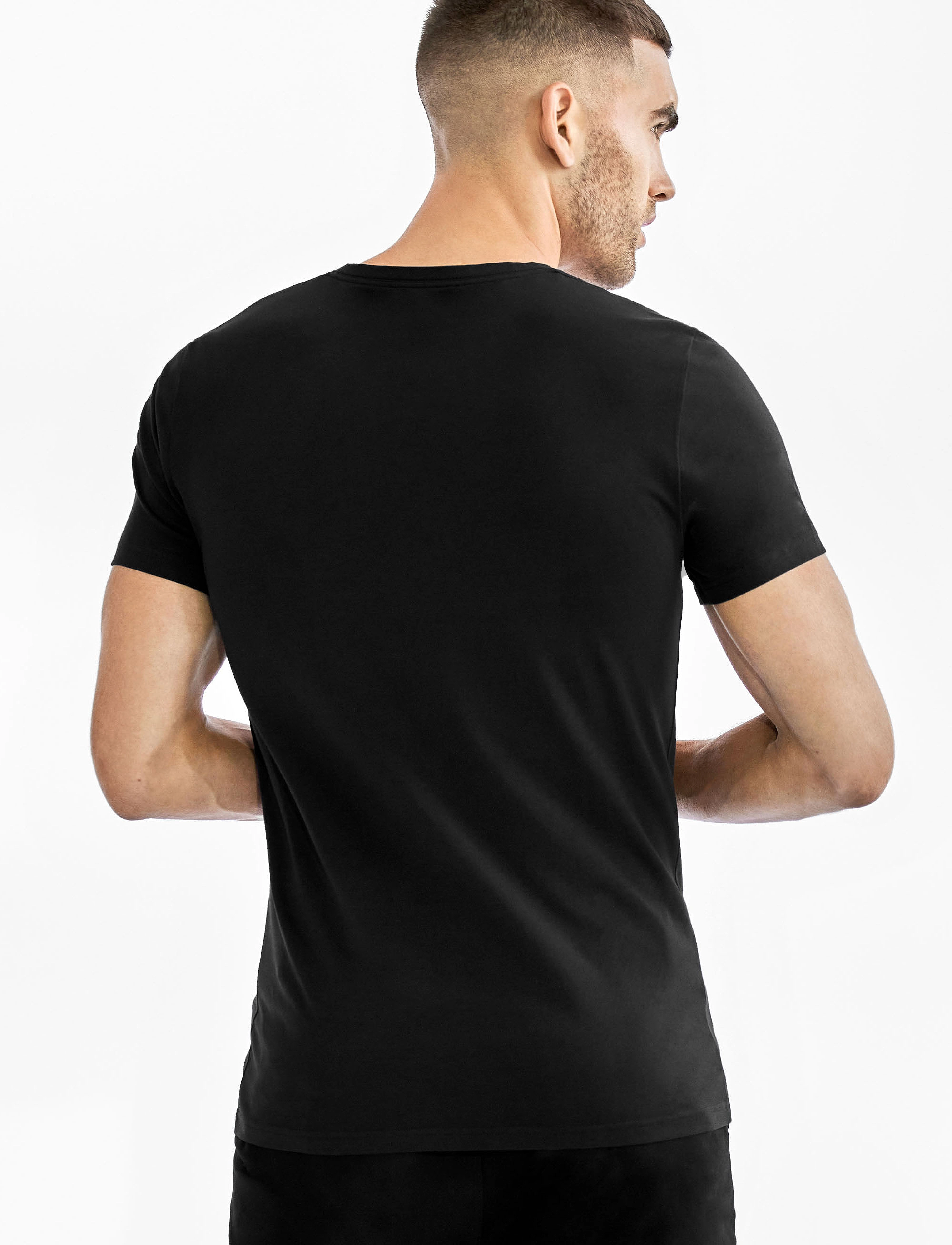 Bread & Boxers - V-Neck T-shirt - t-shirts med v-hals - black - 4