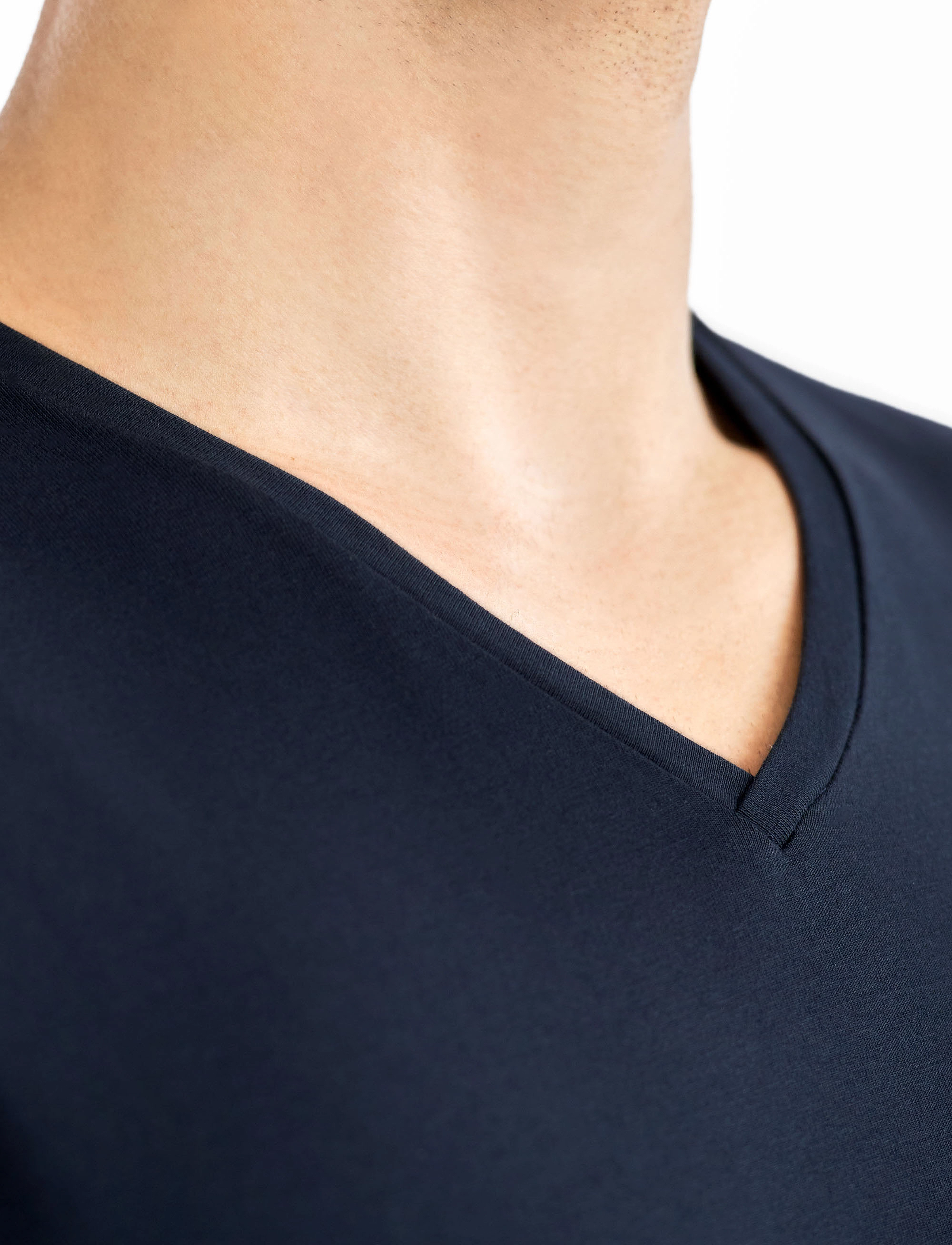 Bread & Boxers - V-Neck T-shirt - t-shirts mit v-ausschnitt - dark navy - 5