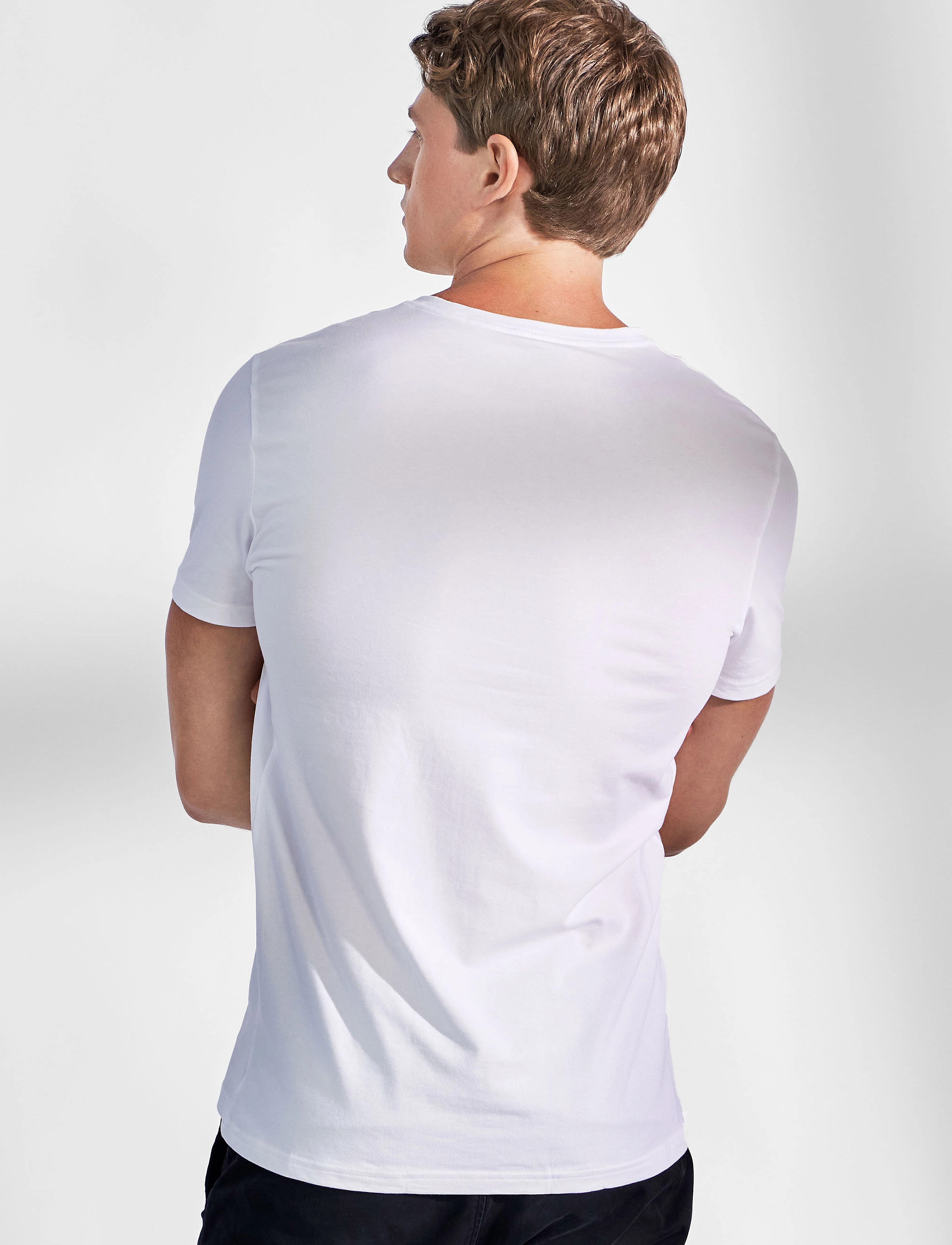 Bread & Boxers - V-Neck T-shirt - najniższe ceny - white - 4