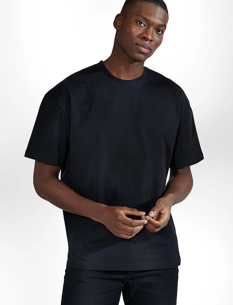 Bread & Boxers - Heavy Tee - kortærmede t-shirts - black - 1