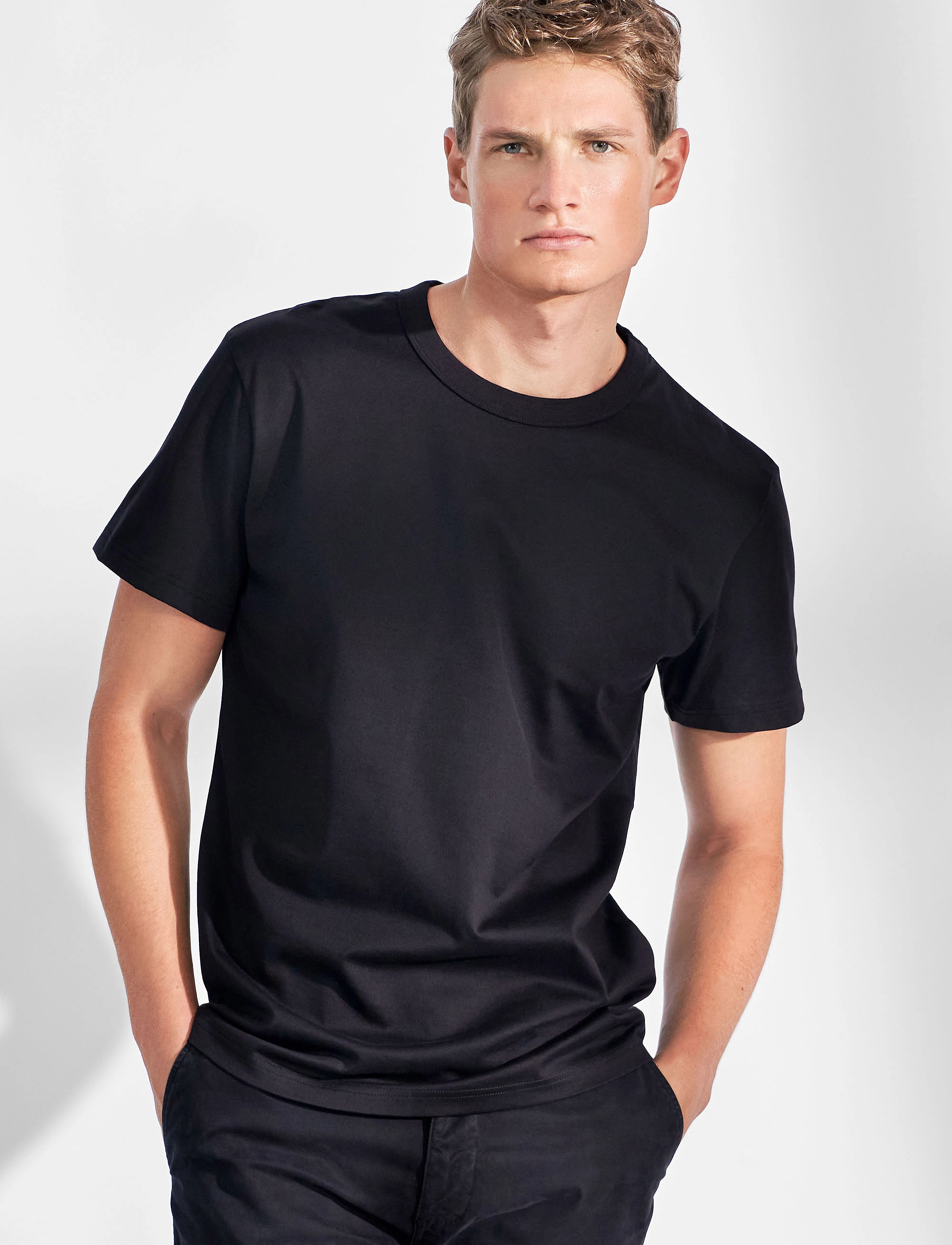 Bread & Boxers - Crew Neck PIma - basic t-shirts - black - 3