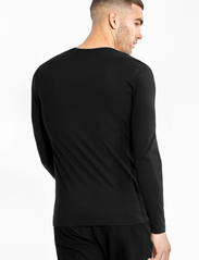 Bread & Boxers - Long sleeve - långärmade t-shirts - black - 4