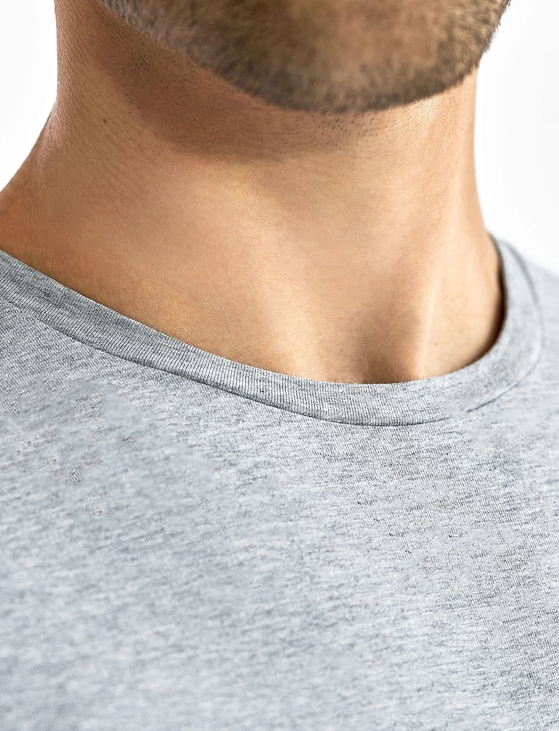 Bread & Boxers - Long sleeve Slim - langærmede t-shirts - grey melange - 5